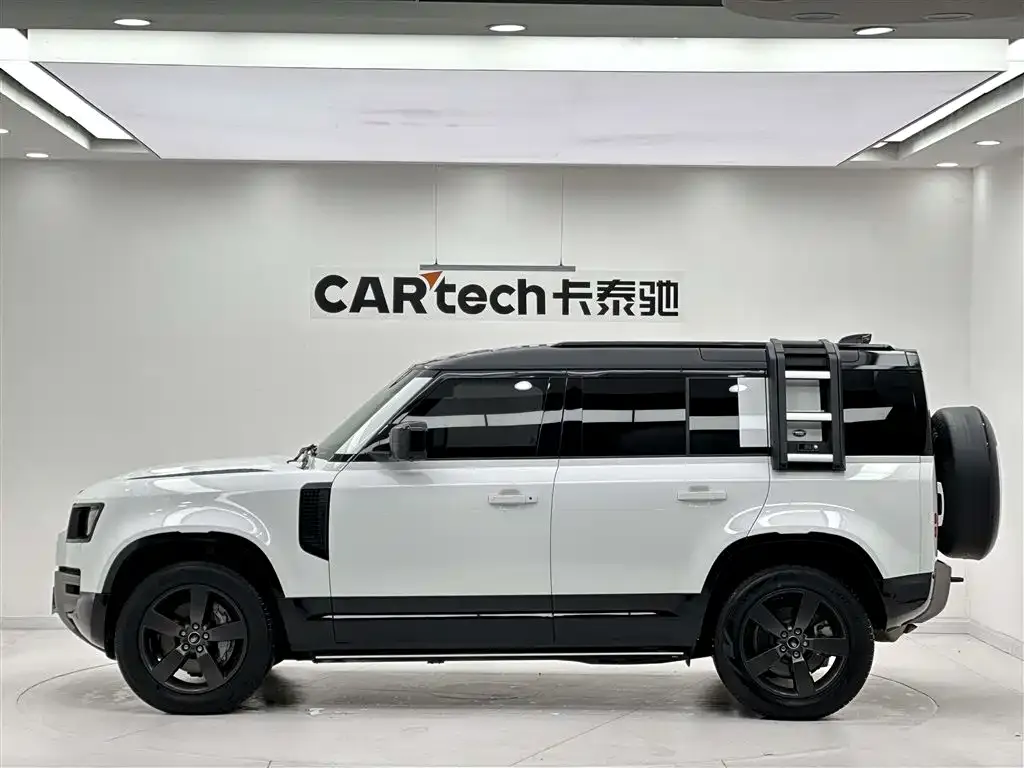 Land Rover Defender 2023 из CN, фото 2