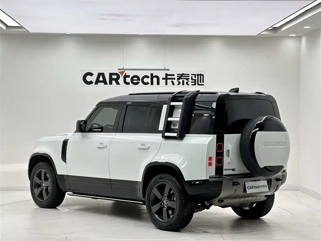 Land Rover Defender 2023 из CN, фото 3