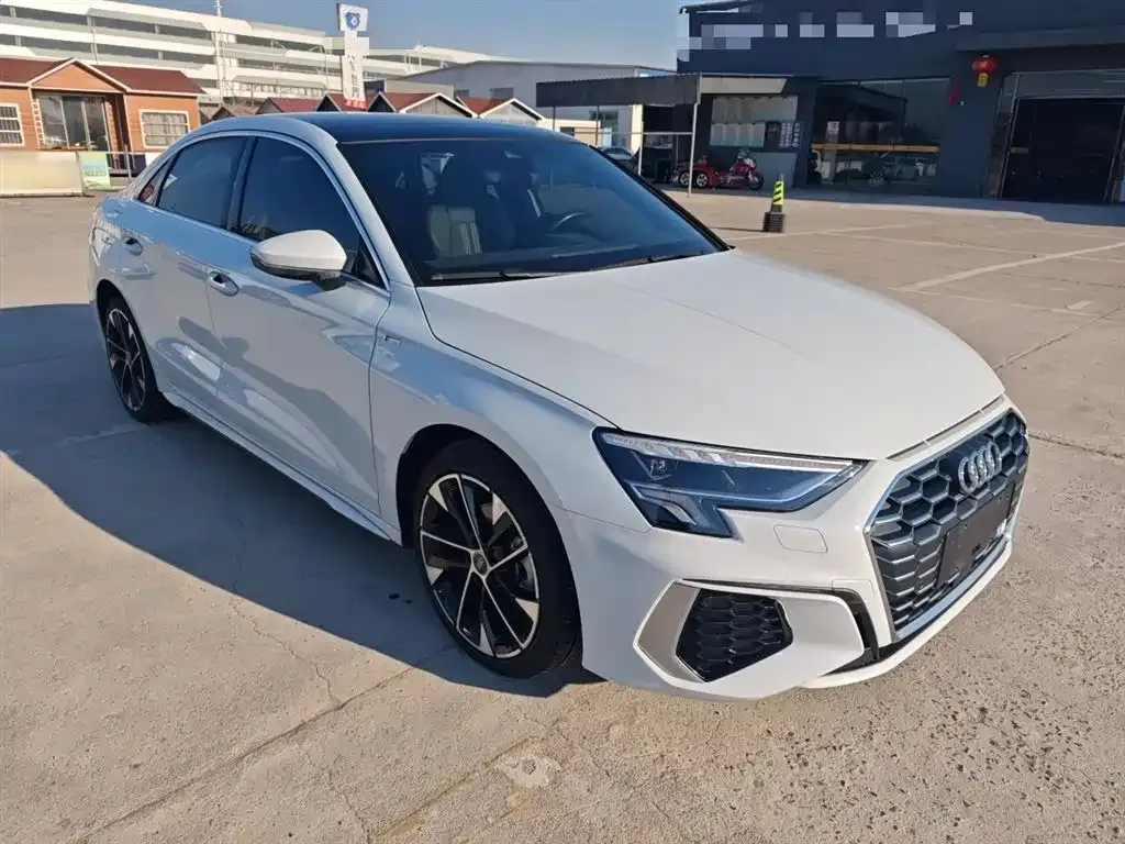 Audi A3 2023 из CN, фото 4