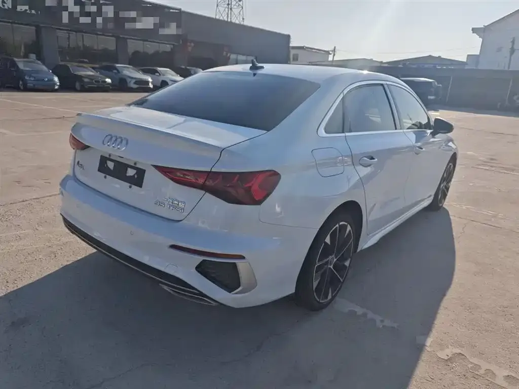 Audi A3 2023 из CN, фото 7