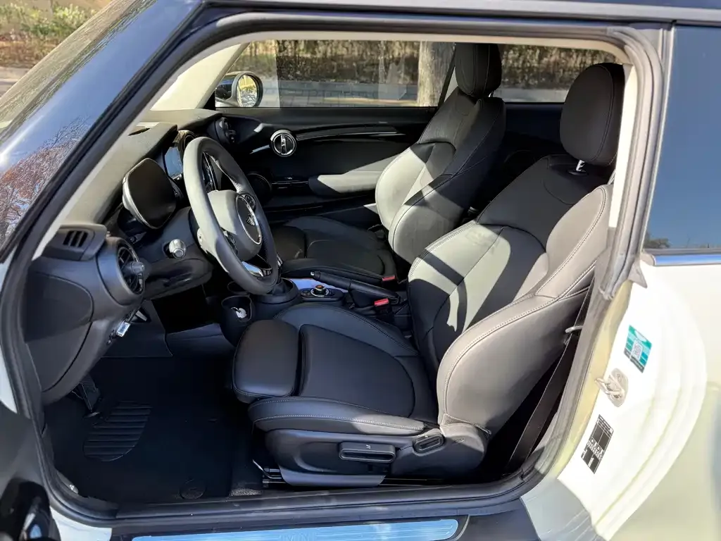 MINI Cooper (3-door) 2021 из CN, фото 8