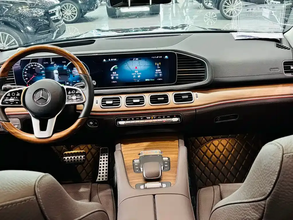 Mercedes-Benz GLS 2023 из CN, фото 8