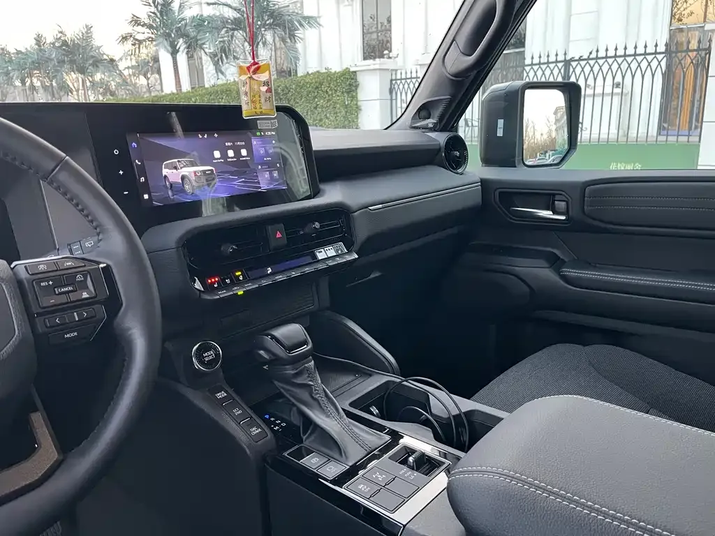 Toyota Prado 2025 из CN, фото 9