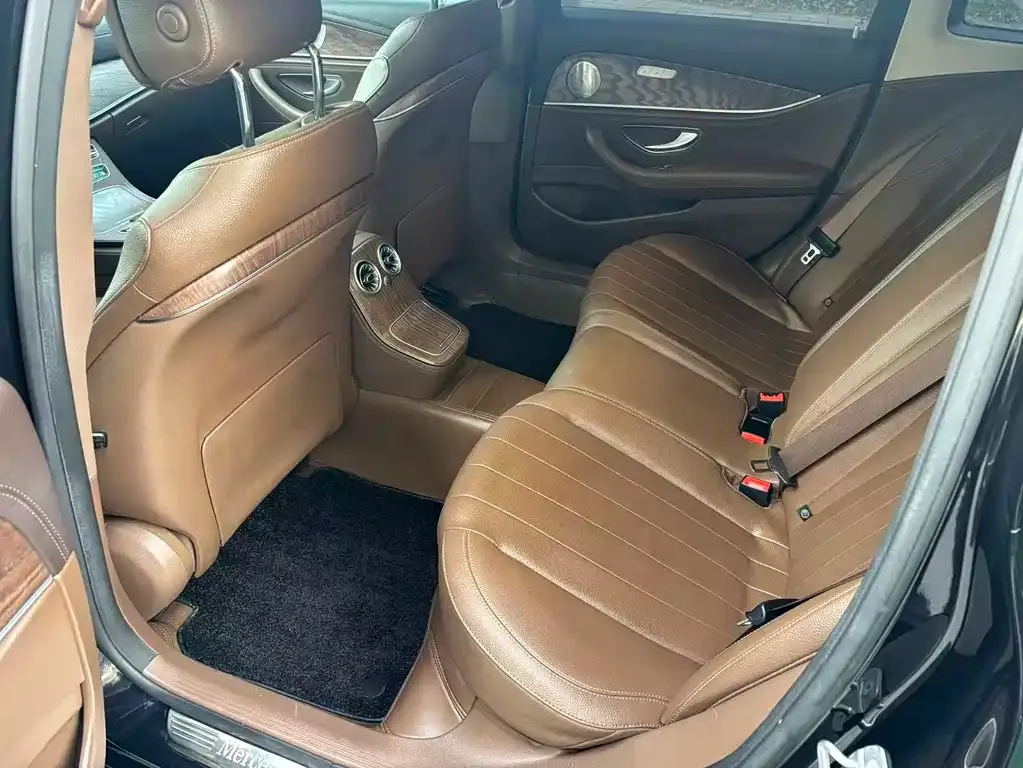 Mercedes-Benz E-Class New Energy — фото 5
