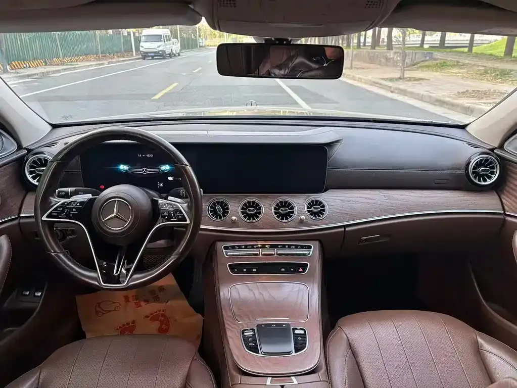 Mercedes-Benz E-Class New Energy — фото 6