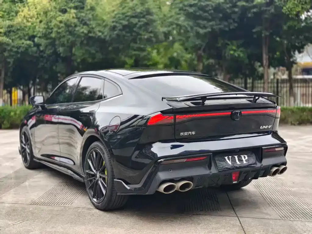 Changan UNI-V 2023 из CN, фото 7