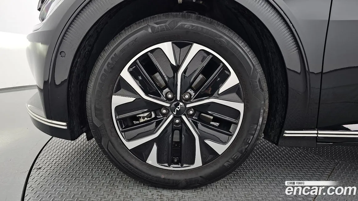 Kia EV6 2023 из KR, фото 5