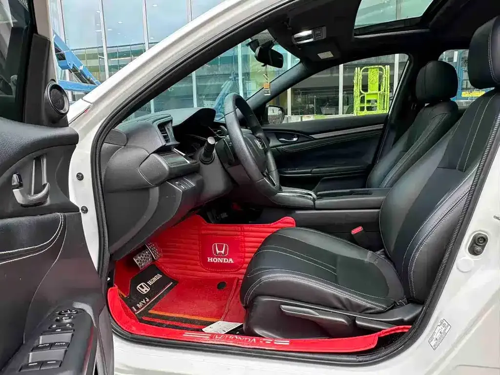 Honda Civic 2022 из CN, фото 3