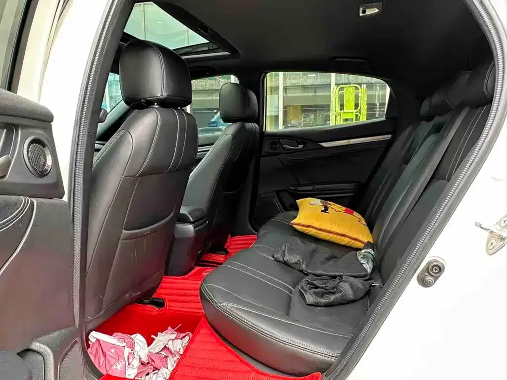 Honda Civic 2022 из CN, фото 4