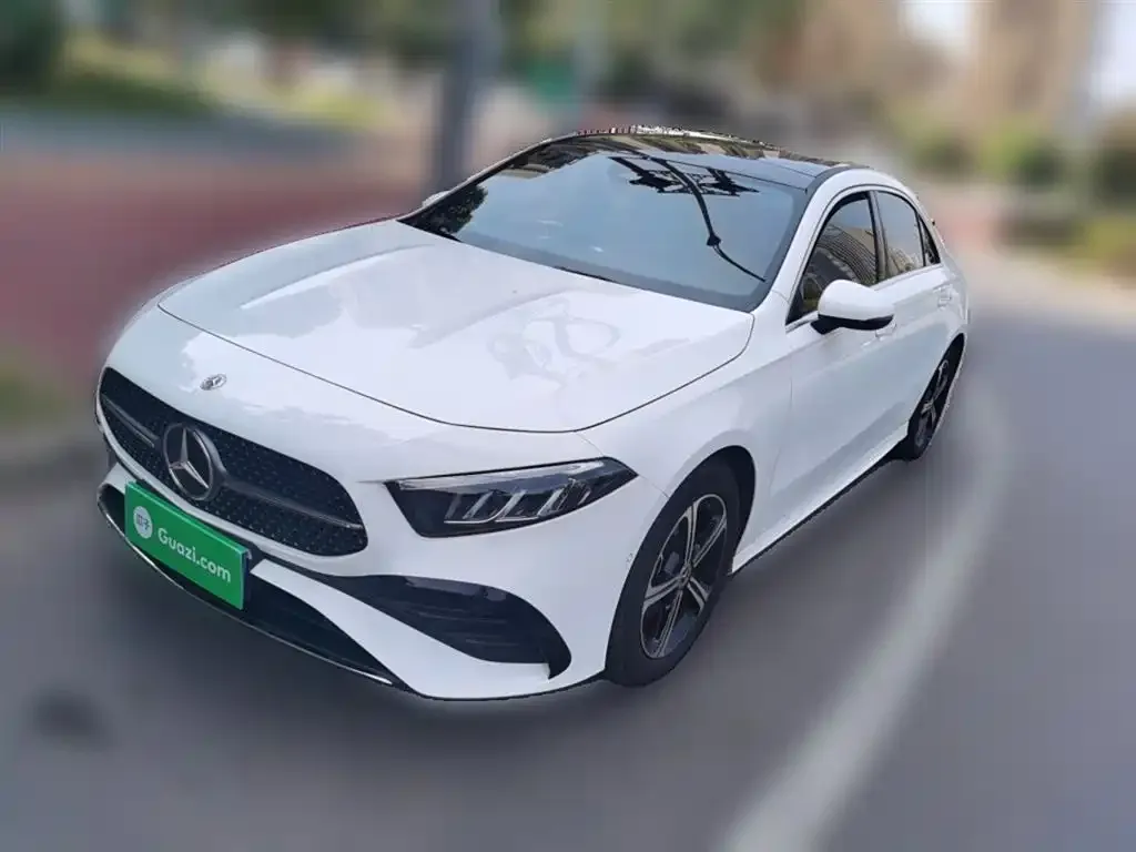 Mercedes-Benz A-Class 2023 из CN, фото 1