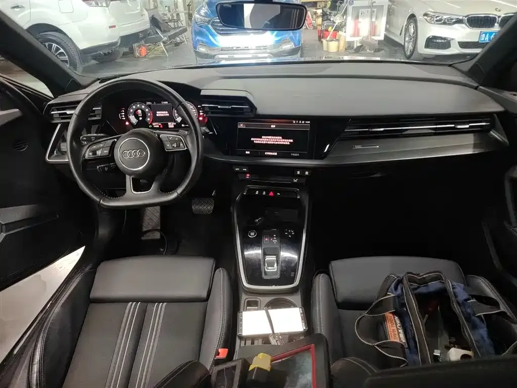 Audi A3 2022 из CN, фото 10