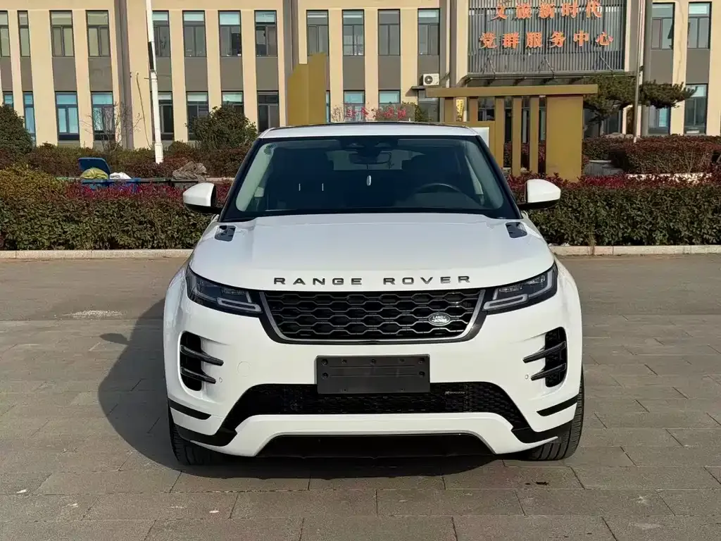 Land Rover Evoque — фото 1