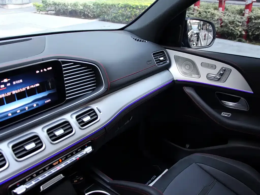 Mercedes-Benz GLE AMG — фото 10