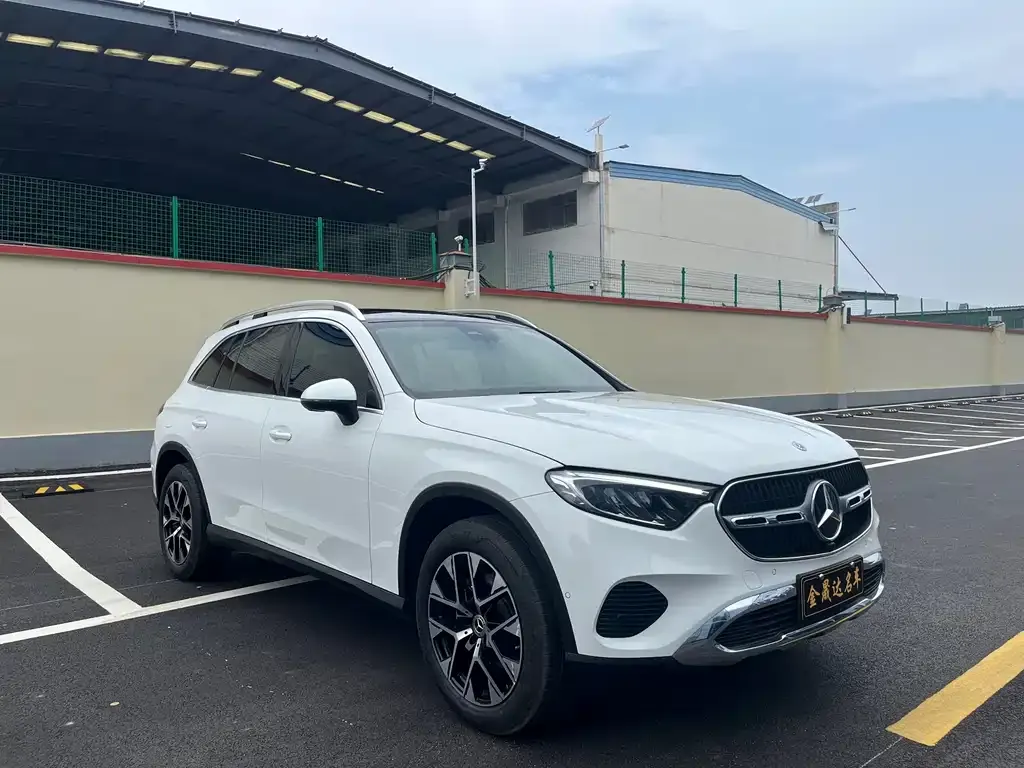 Mercedes-Benz GLC 2024 из CN, фото 2