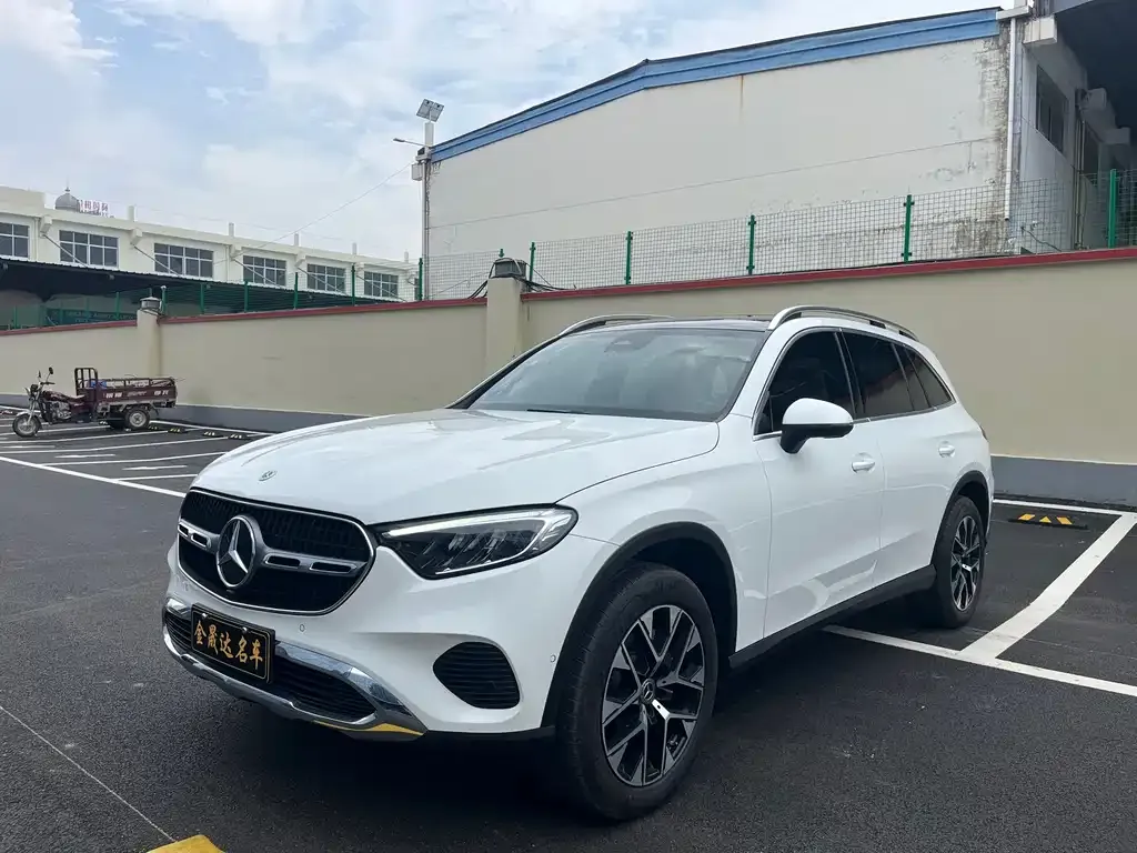 Mercedes-Benz GLC 2024 из CN, фото 3