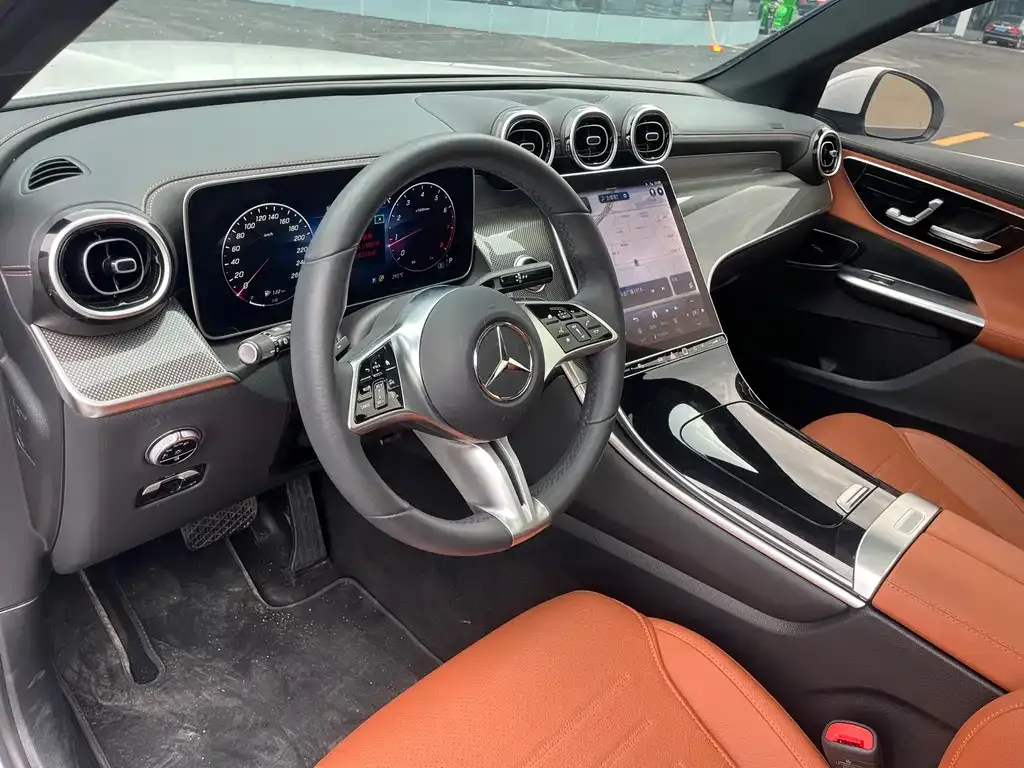 Mercedes-Benz GLC 2024 из CN, фото 4