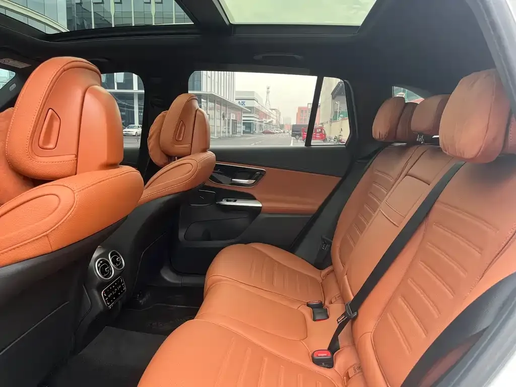Mercedes-Benz GLC 2024 из CN, фото 6