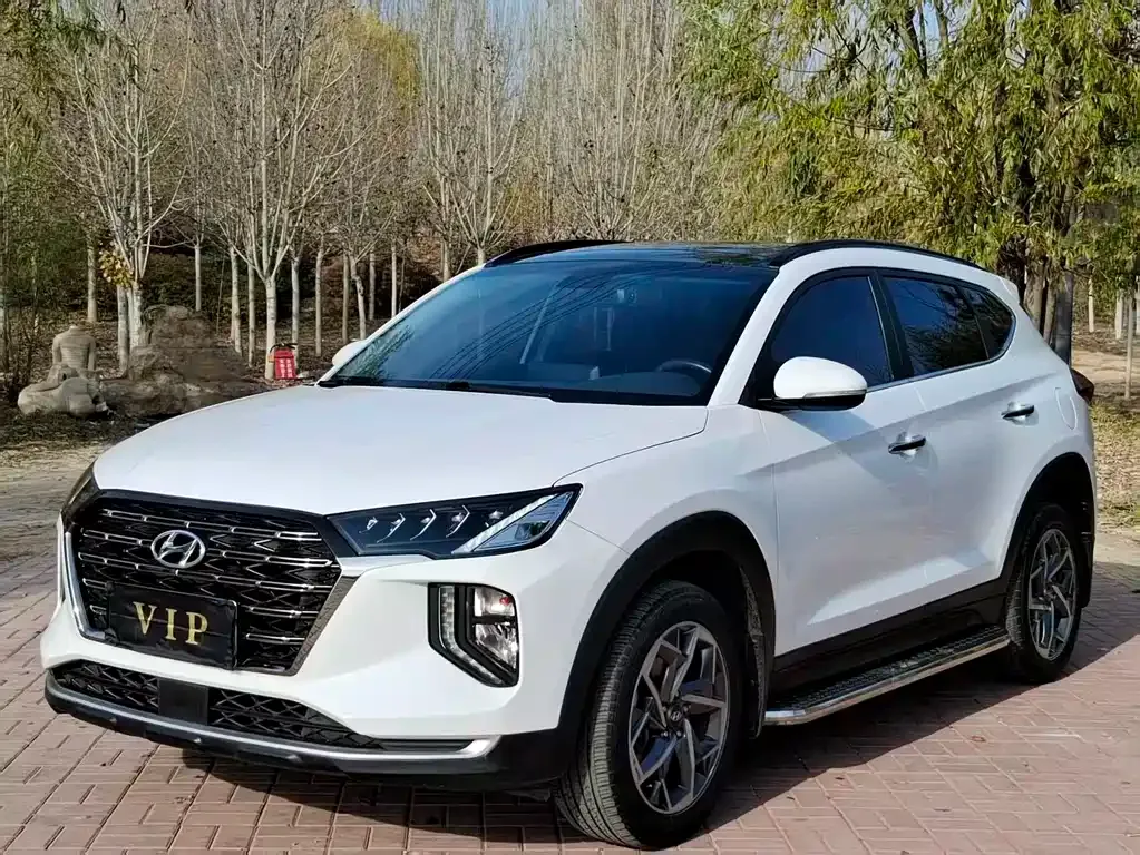 Hyundai Tucson — фото 1