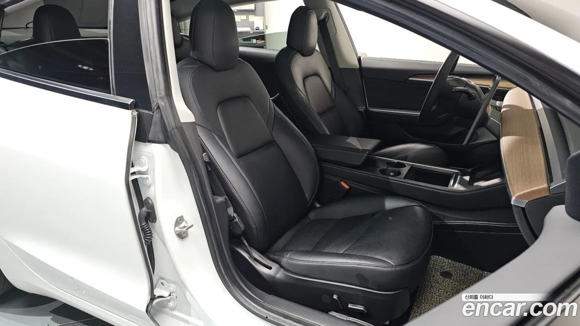 Tesla Model 3 2021 из KR, фото 10