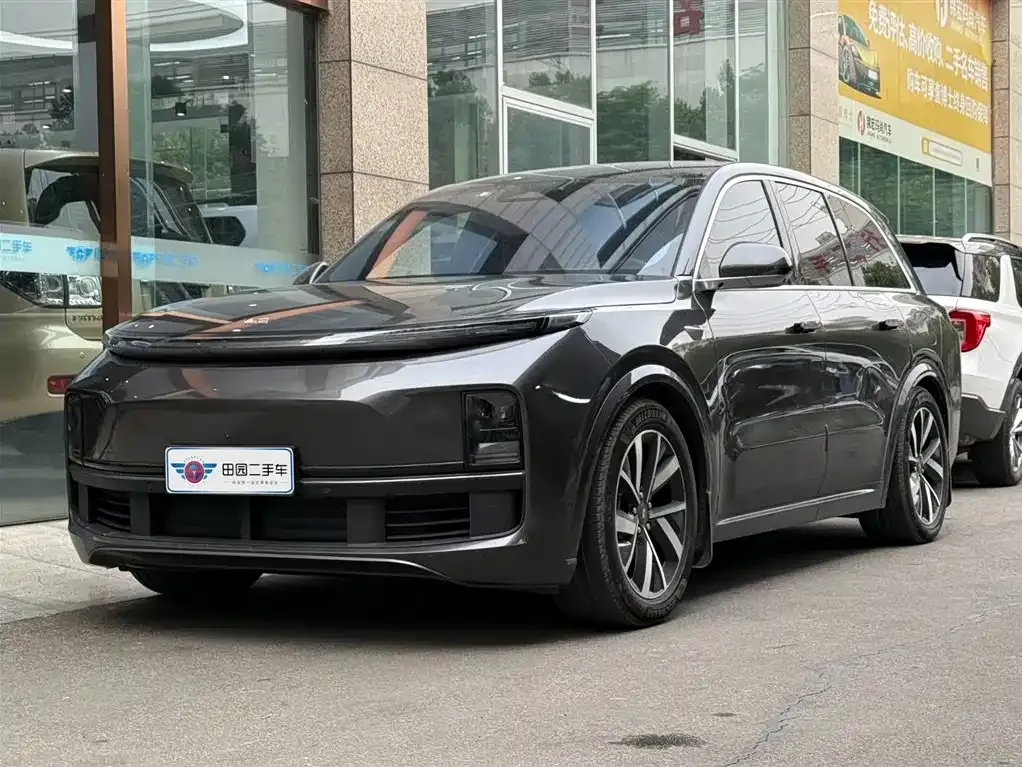 Li Auto L8 2023 из CN, фото 1