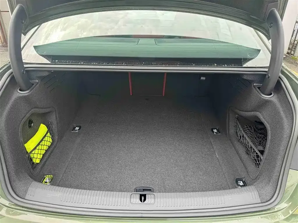 Audi S4 2024 из CN, фото 8