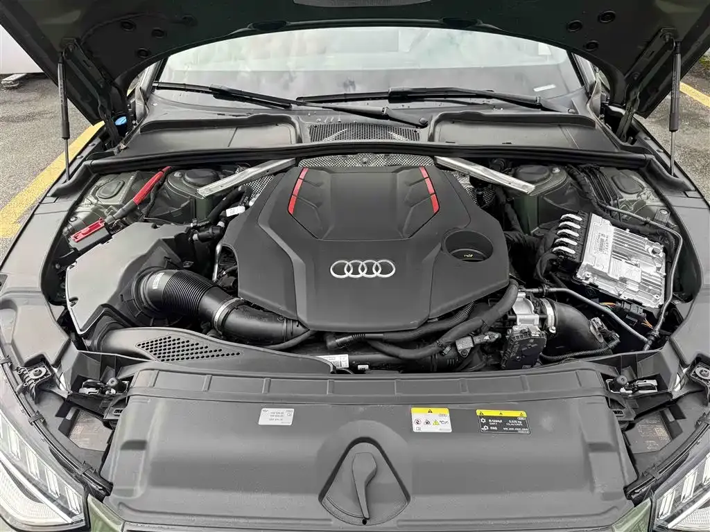 Audi S4 2024 из CN, фото 9
