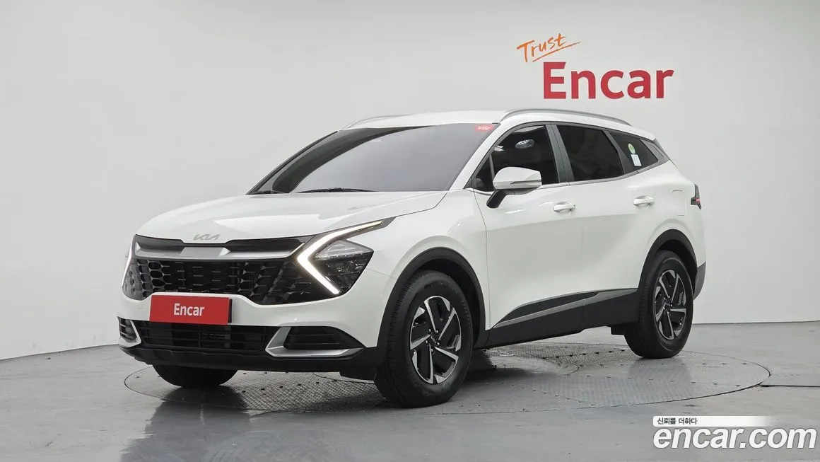 Kia Sportage — фото 1