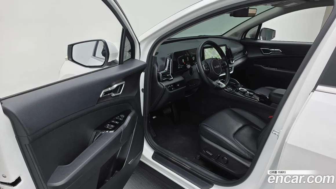 Kia Sportage — фото 10