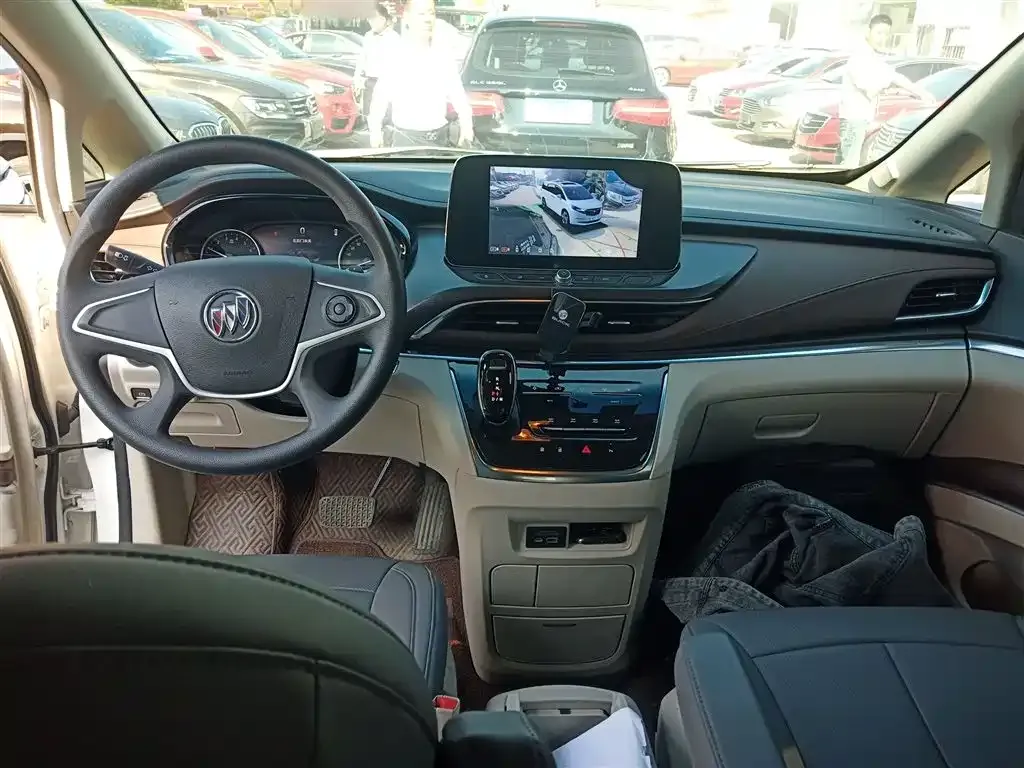 Buick GL8 2022 из CN, фото 10