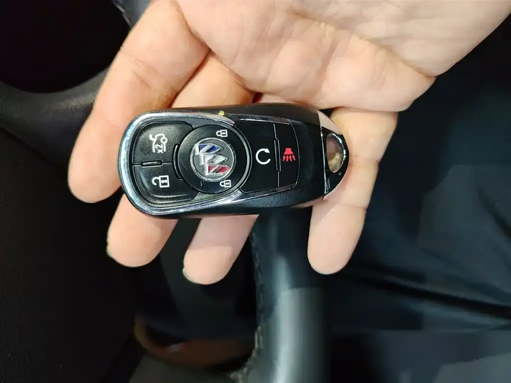 Buick LaCrosse 2023 из CN, фото 9
