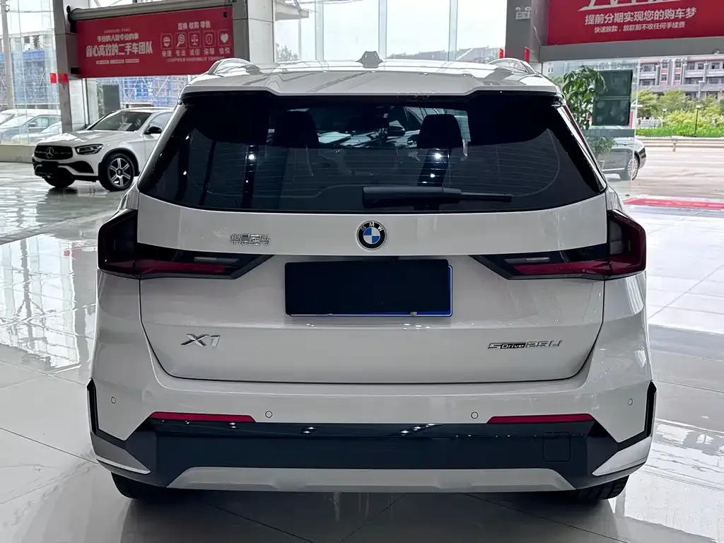 BMW X1 2025 из CN, фото 8