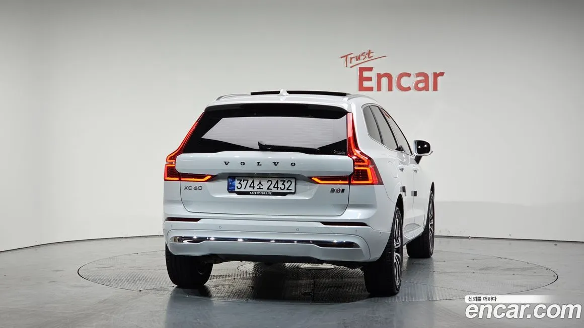 Volvo XC60 2024 из KR, фото 4