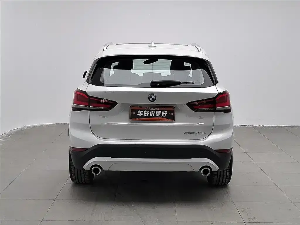 BMW X1 — фото 4