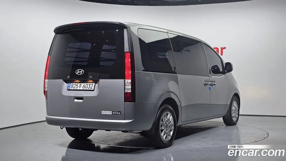 Hyundai Staria 2025 из KR, фото 2