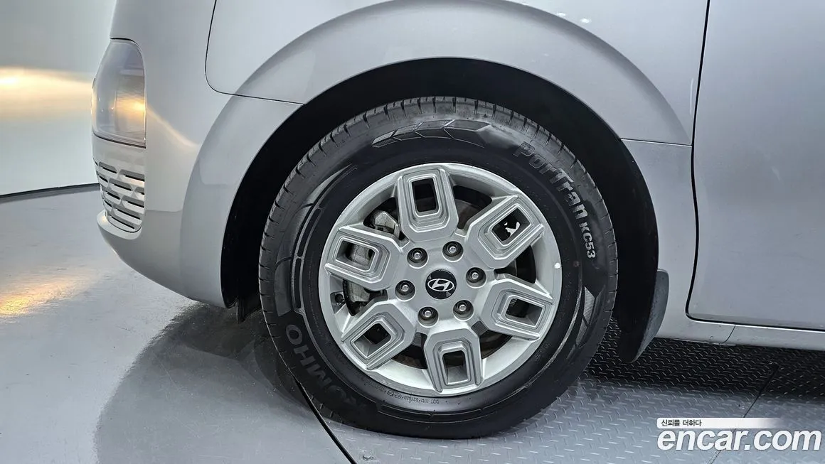 Hyundai Staria 2025 из KR, фото 5