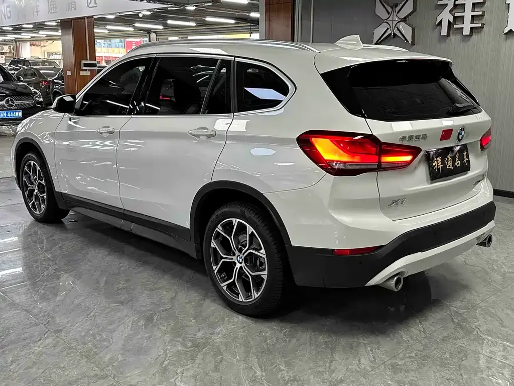 BMW X1 2022 из CN, фото 10