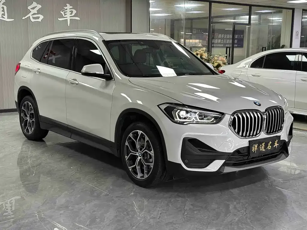 BMW X1 2022 из CN, фото 2