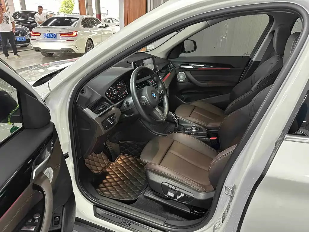 BMW X1 2022 из CN, фото 3