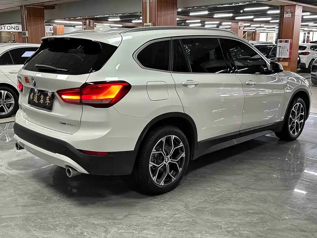 BMW X1 2022 из CN, фото 9