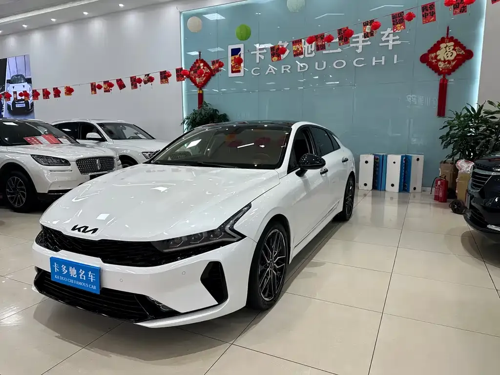 Kia K5 2022 из CN, фото 1