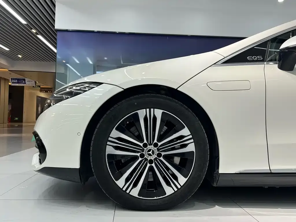 Mercedes-Benz EQS 2024 из CN, фото 4
