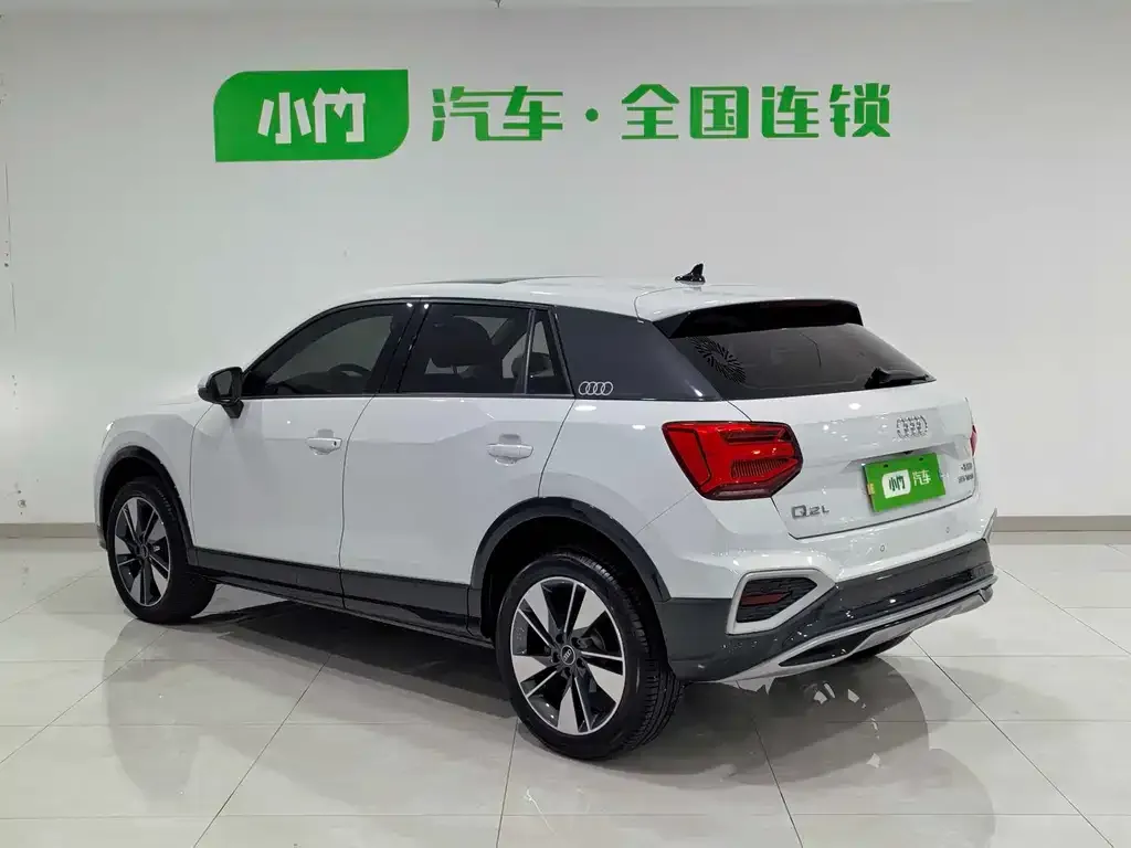 Audi Q2L 2023 из CN, фото 9
