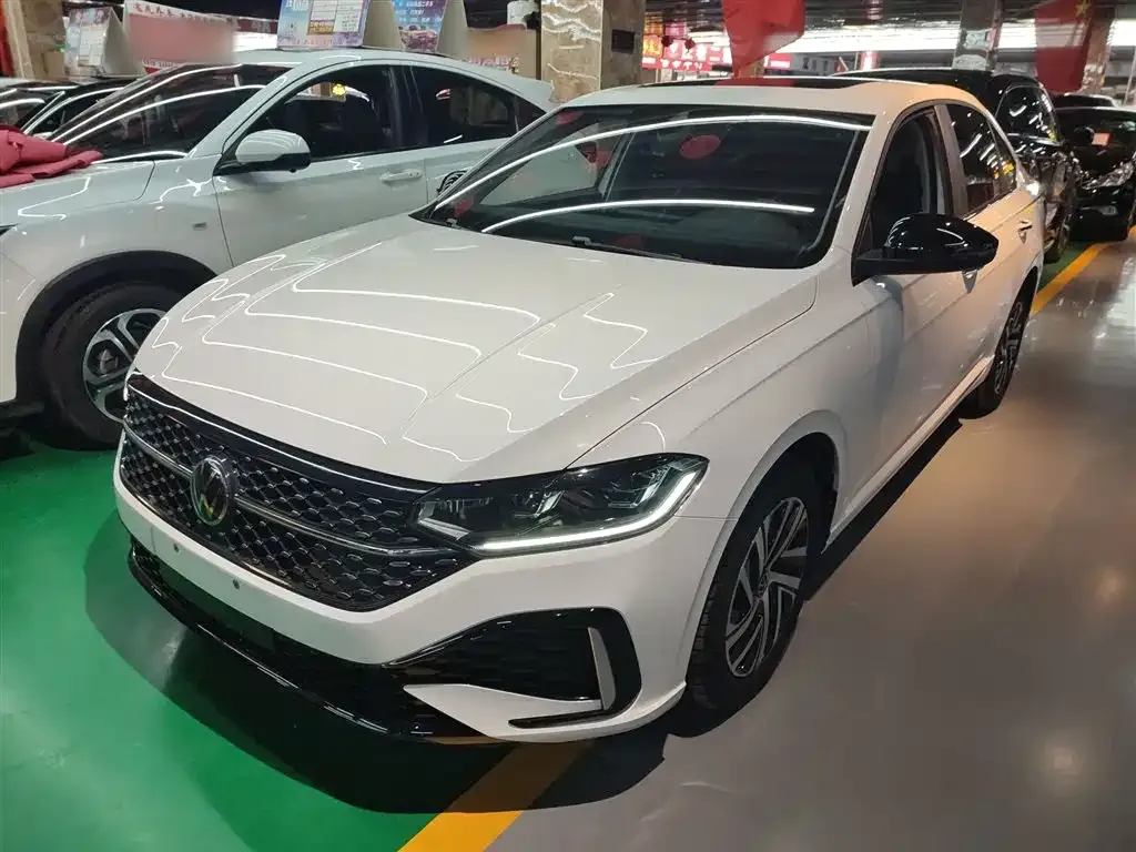 Volkswagen Lavida 2023 из CN, фото 2