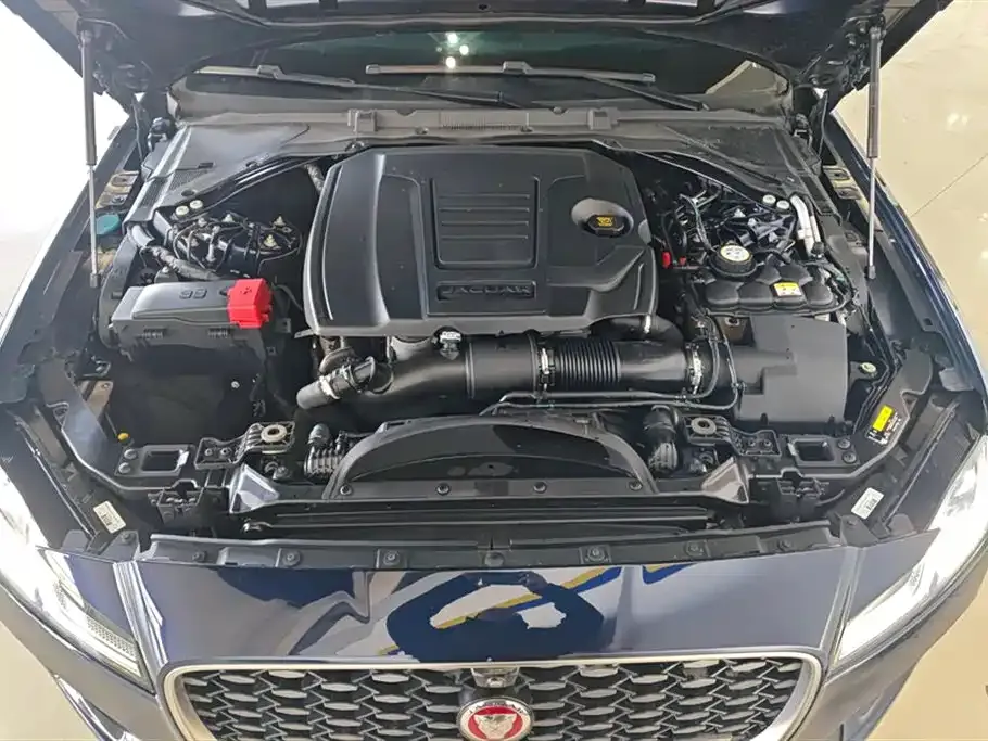 Jaguar XFL 2023 из CN, фото 10