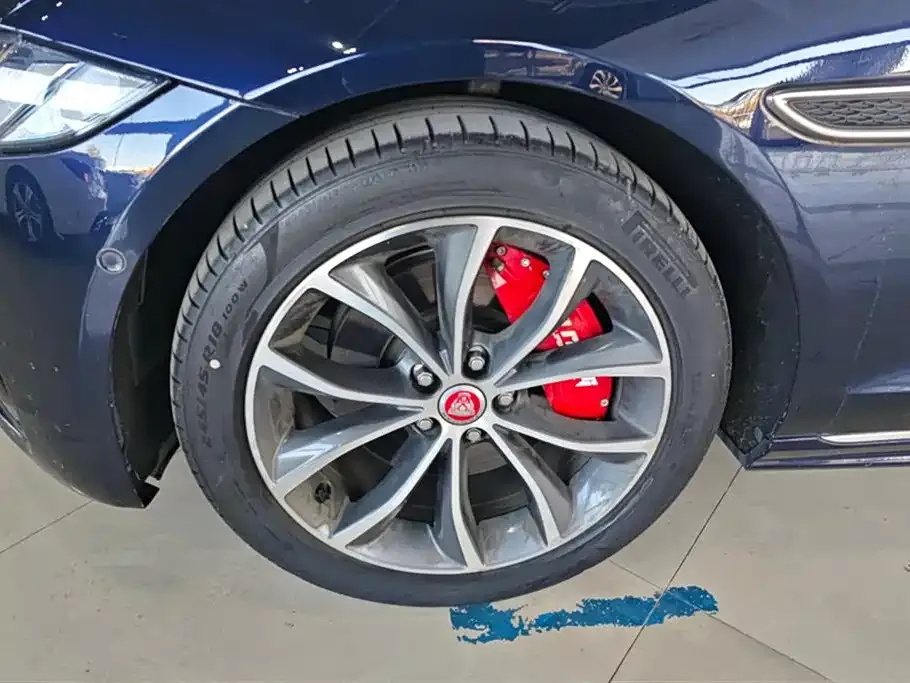 Jaguar XFL 2023 из CN, фото 6
