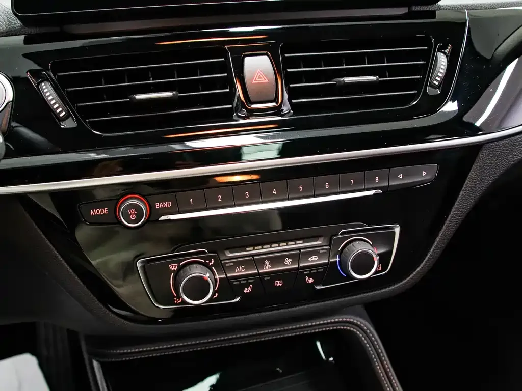 BMW 1 Series — фото 10