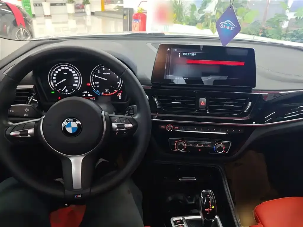 BMW 1 Series 2023 из CN, фото 10