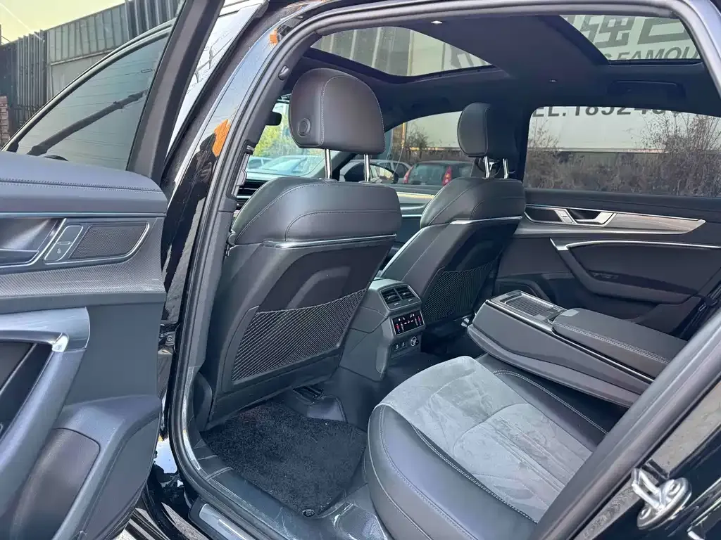 Audi A6L 2024 из CN, фото 7