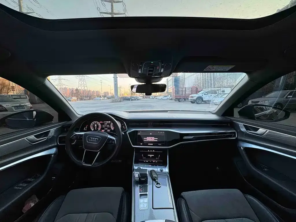 Audi A6L 2024 из CN, фото 8