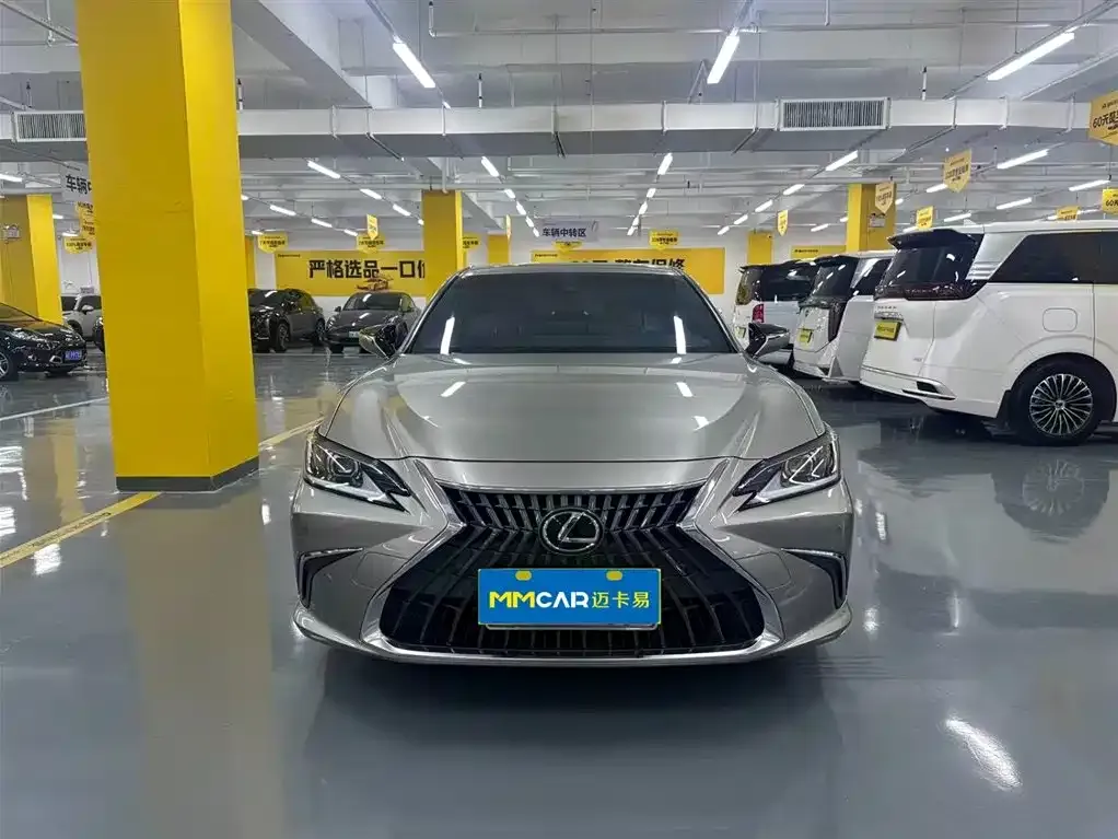 Lexus ES 2024 из CN, фото 2